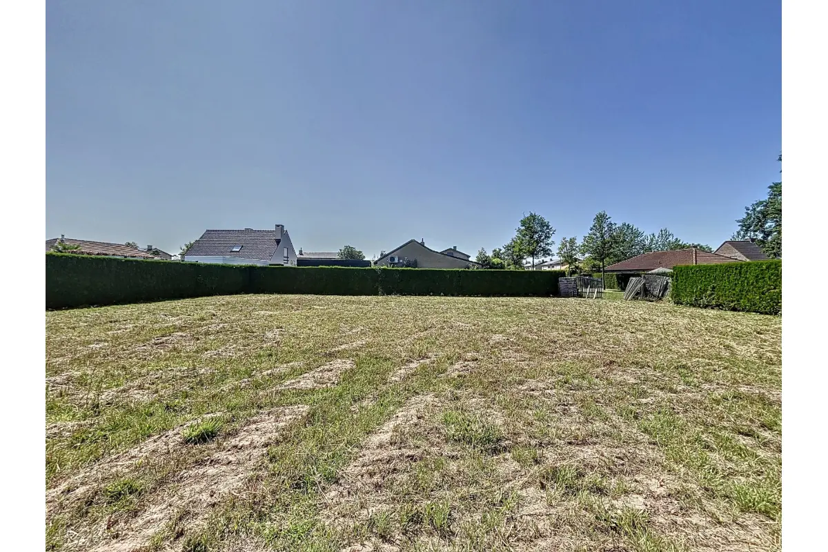 Grond te  koop in Lochristi 9080 319900.00€  slaapkamers m² - Zoekertje 646629