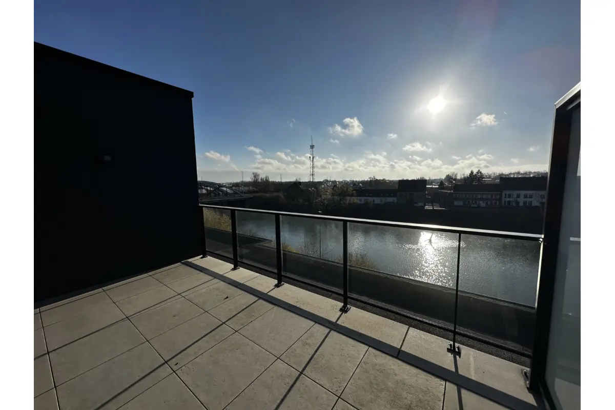 Appartement te  huur in Aalter 9880 1450.00€ 2 slaapkamers 190.00m² - Zoekertje 646434