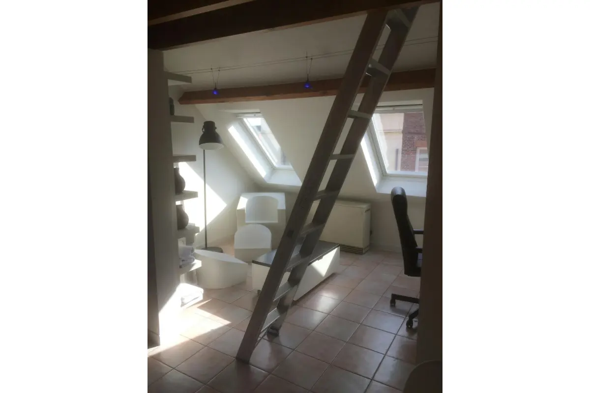 Appartement te  huur in Gent 9000 1250.00€  slaapkamers m² - Zoekertje 647075