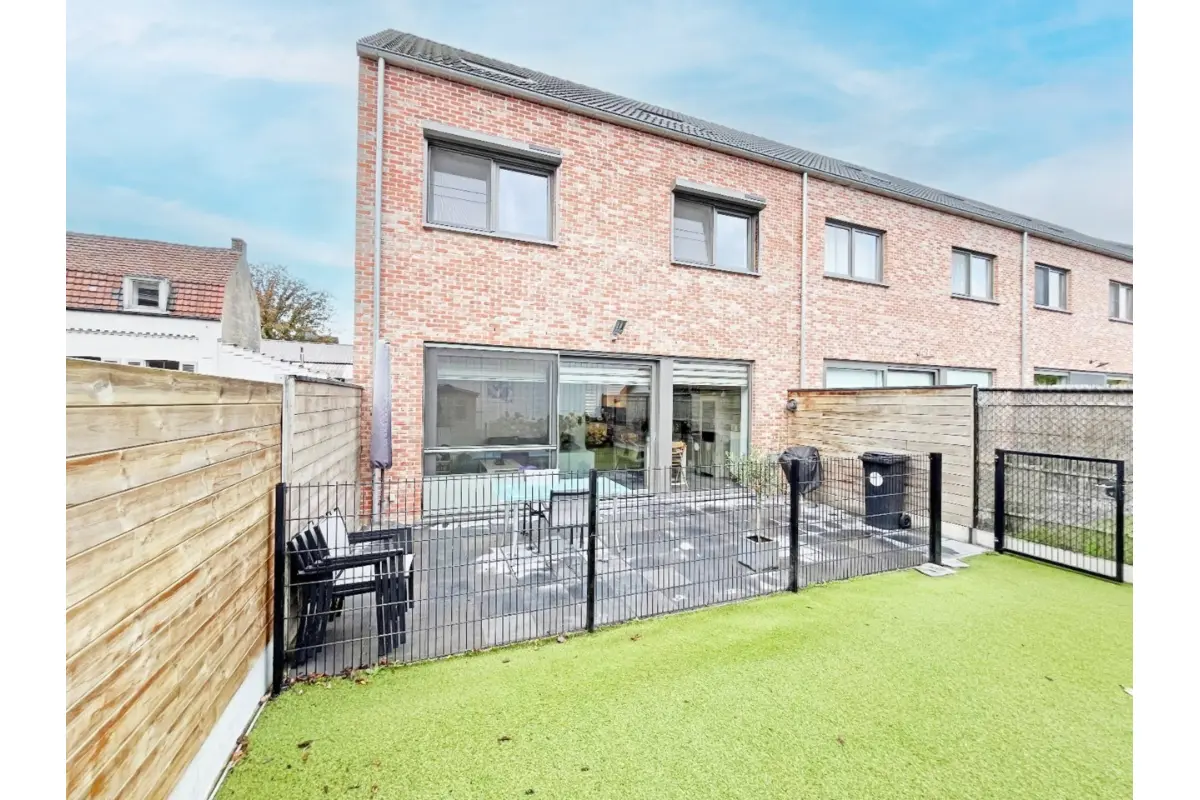 Huis te  koop in Herzele 9550 359000.00€ 4 slaapkamers 189.00m² - Zoekertje 646743