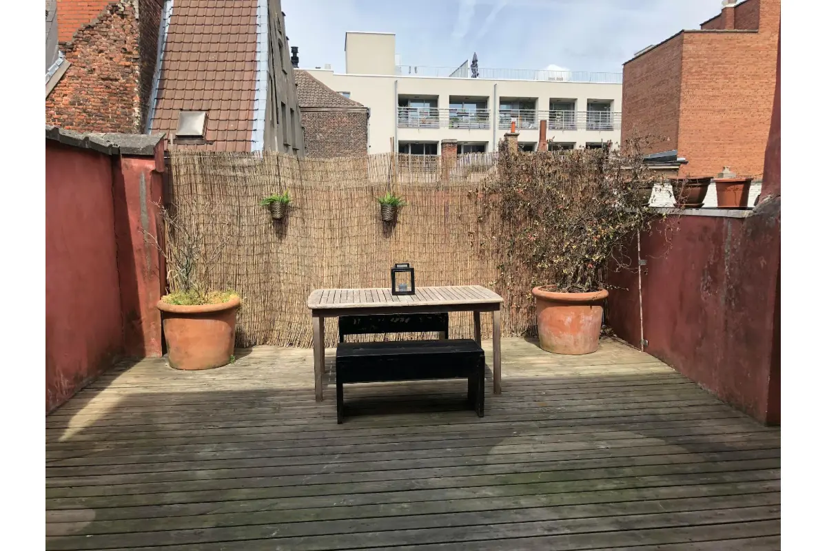 Appartement te  huur in Gent 9000 2500.00€  slaapkamers m² - Zoekertje 646834