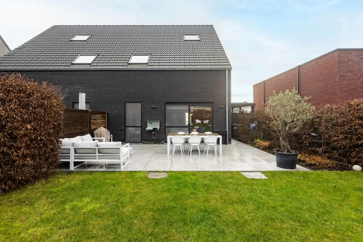 Huis te  koop in Schendelbeke 9506 479000.00€ 4 slaapkamers 180.00m² - Zoekertje 647293