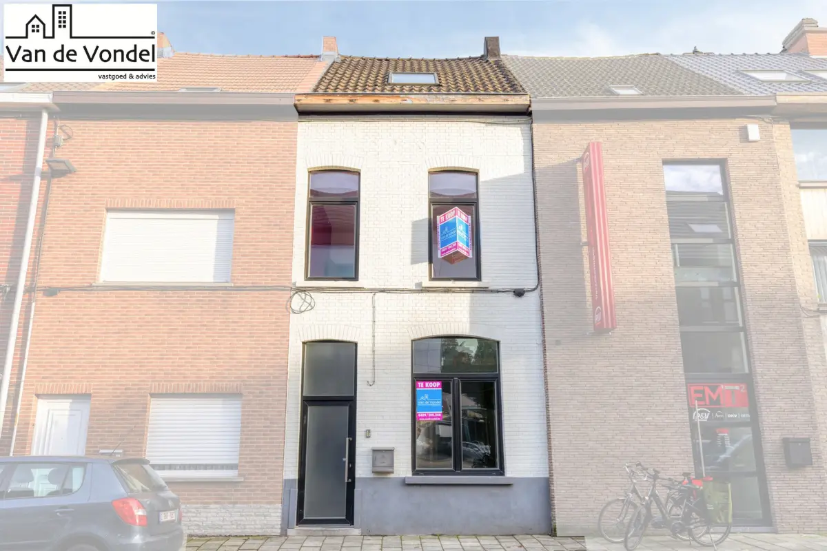 Huis te  koop in Aalst 9300 269000.00€ 3 slaapkamers 175.00m² - Zoekertje 648227