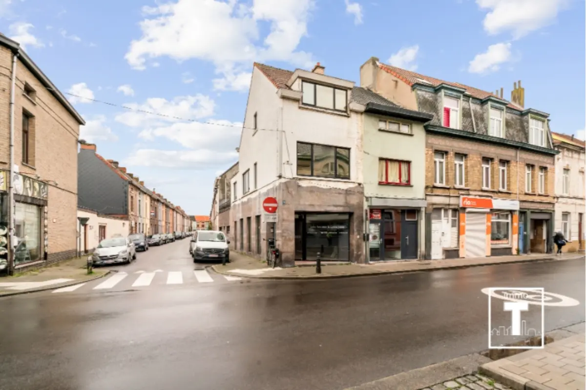 Handelszaak te  koop in Gent 9000 465000.00€ 2 slaapkamers 172.00m² - Zoekertje 648620