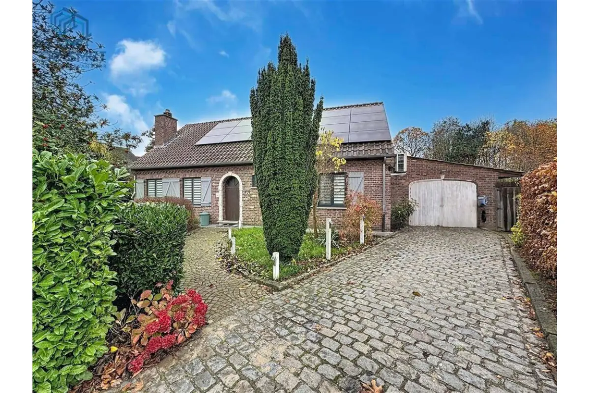 Huis te  in Herzele 9550 395000.00€ 4 slaapkamers 205.00m² - Zoekertje 648990