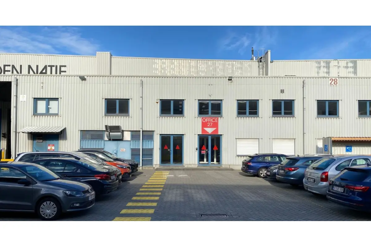 Handelszaak te  huur in Desteldonk 9042 3562.00€  slaapkamers 450.00m² - Zoekertje 649663