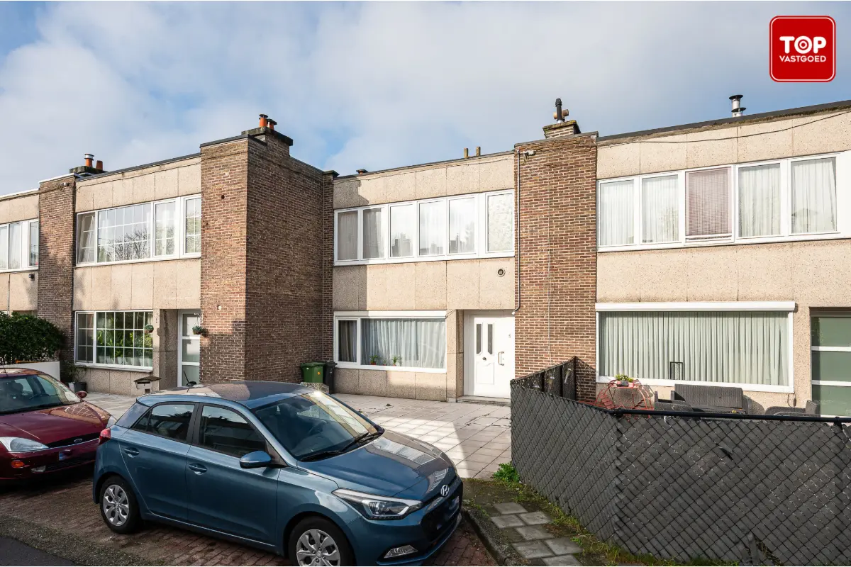 Huis te  koop in Sint-Amandsberg 9040 360000.00€ 3 slaapkamers 102.00m² - Zoekertje 650172