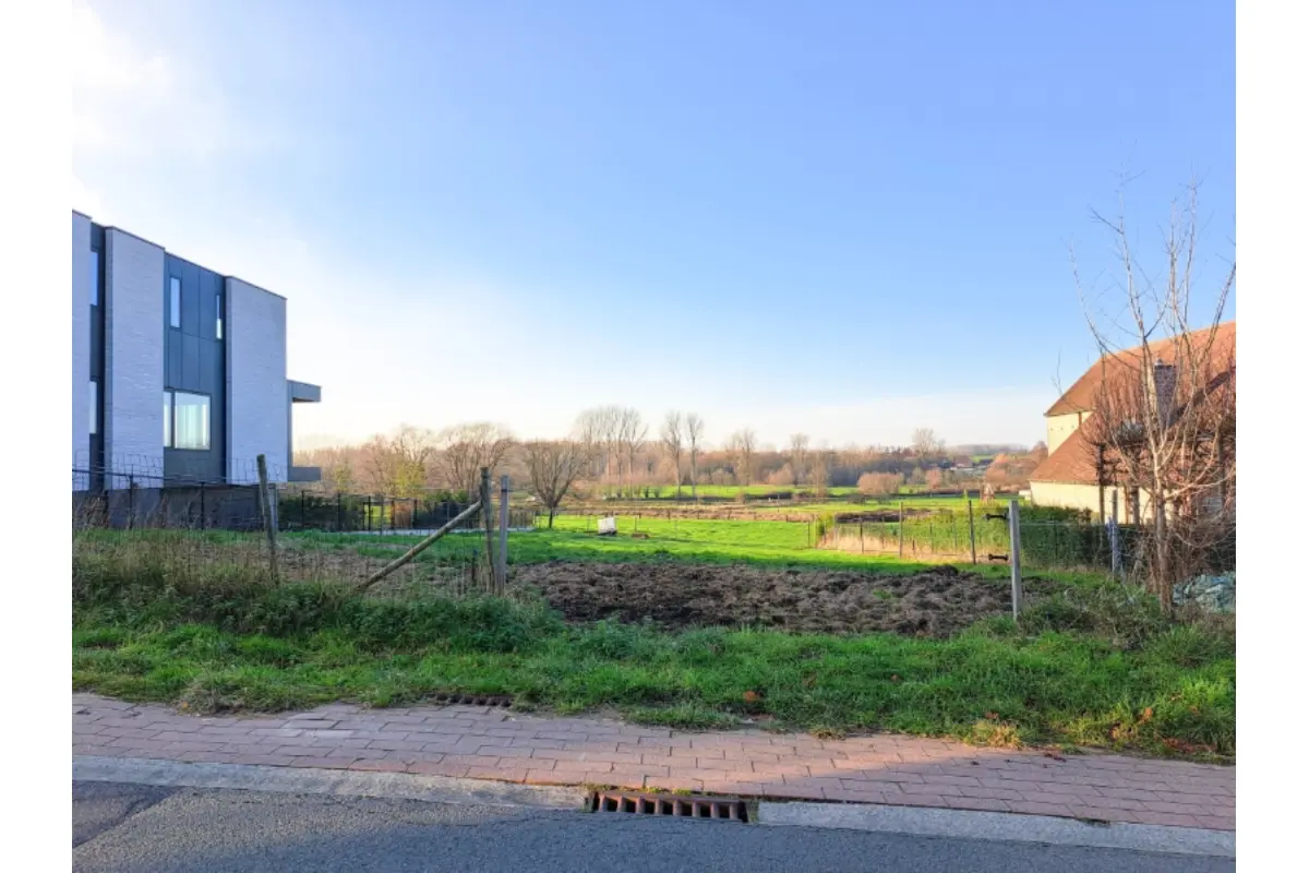 Bouwgrond te  koop in Pollare 9401 400000.00€  slaapkamers m² - Zoekertje 650391