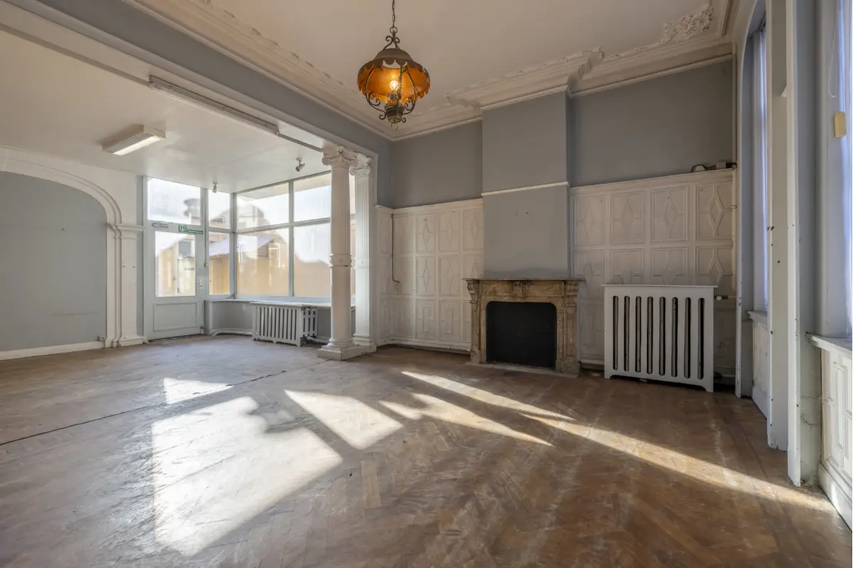 Huis te  koop in Eeklo 9900 249000.00€ 7 slaapkamers m² - Zoekertje 651348