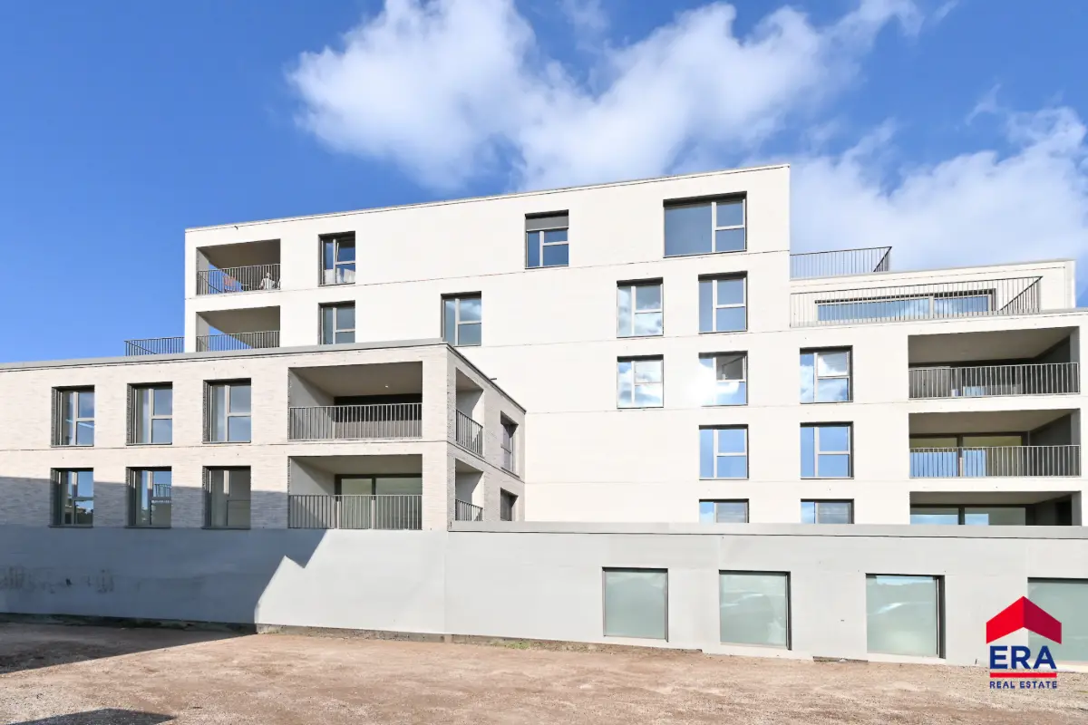 Appartement te  huur in Eeklo 9900 825.00€ 2 slaapkamers 90.00m² - Zoekertje 651999