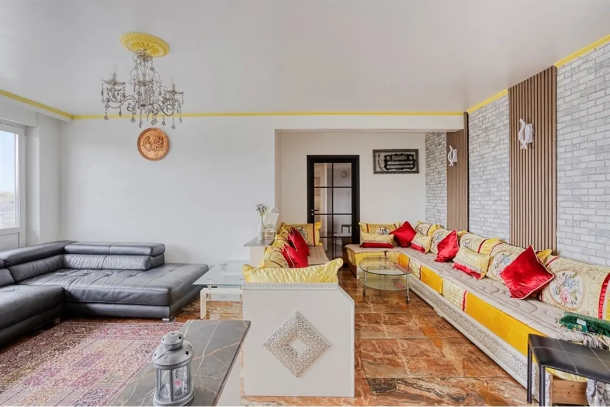 Appartement te  koop in Aalst 9300 189000.00€ 2 slaapkamers 72.00m² - Zoekertje 652600