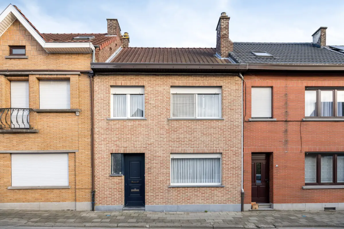 Huis te  koop in Denderleeuw 9470 359000.00€ 3 slaapkamers 170.00m² - Zoekertje 653595