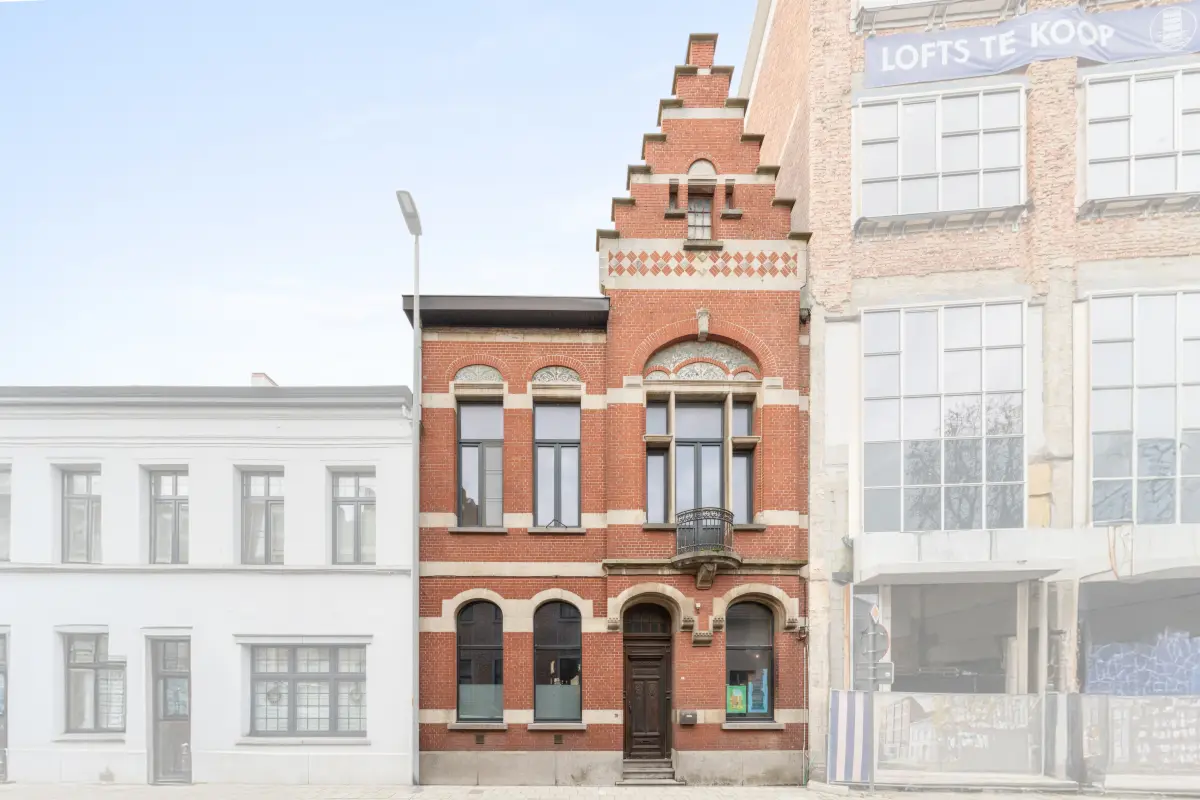 Huis te  koop in Dendermonde 9200 375000.00€ 4 slaapkamers 382.00m² - Zoekertje 653398