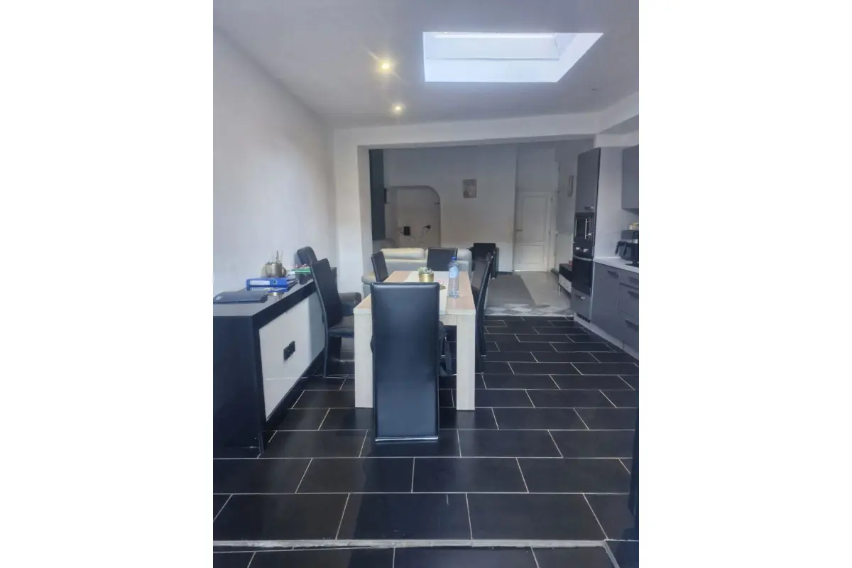 Huis te  koop in Aalst 9300 325000.00€ 4 slaapkamers 145.00m² - Zoekertje 654144