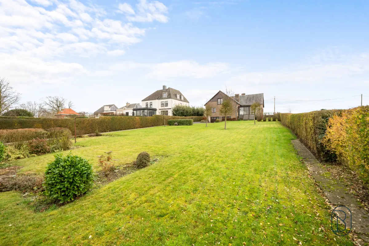 Huis te  koop in Oudenaarde 9700 645000.00€ 4 slaapkamers 350.00m² - Zoekertje 654056