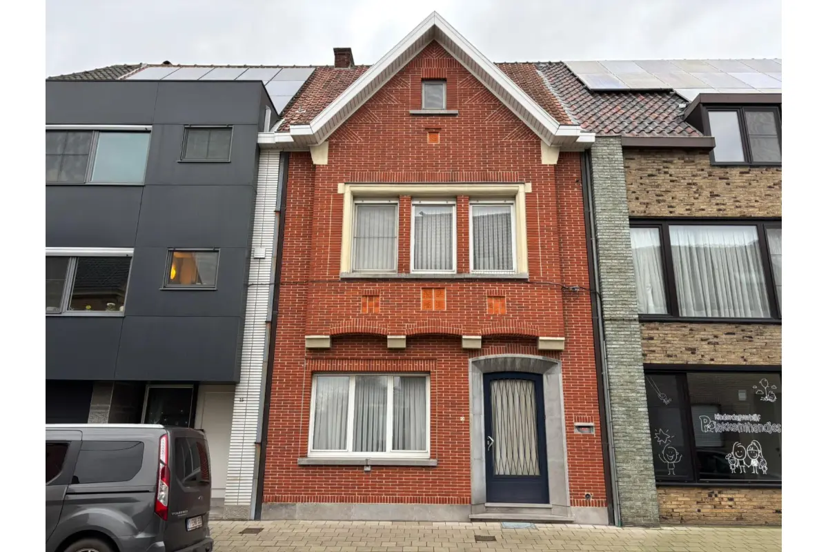 Huis te  koop in Lokeren 9160 250000.00€ 3 slaapkamers m² - Zoekertje 654428