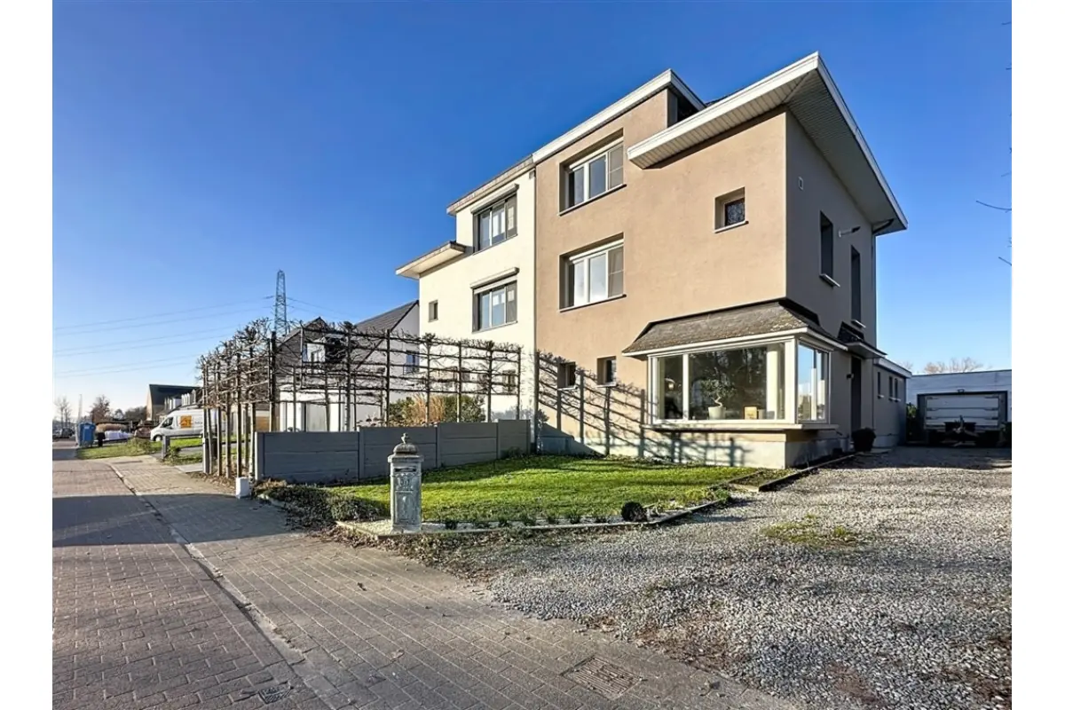 Huis te  koop in Temse 9140 399000.00€ 5 slaapkamers 170.00m² - Zoekertje 654575