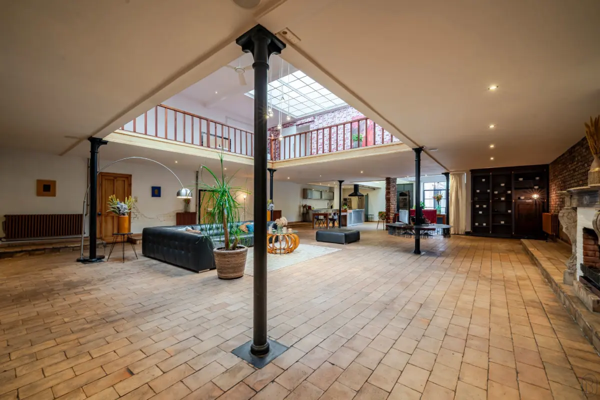 Loft te  koop in Ronse 9600 669000.00€  slaapkamers 1000.00m² - Zoekertje 655395