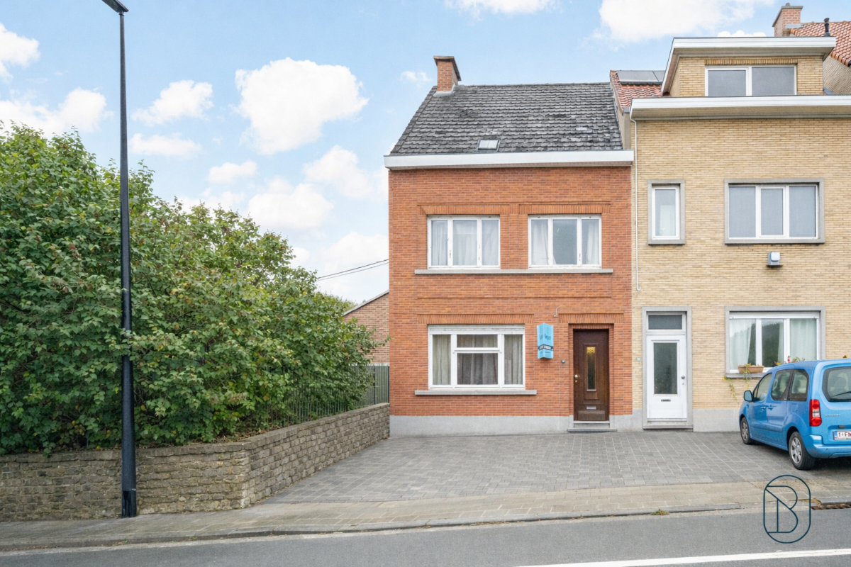 Huis te  koop in Ronse 9600 199500.00€ 3 slaapkamers 180.00m² - Zoekertje 655633