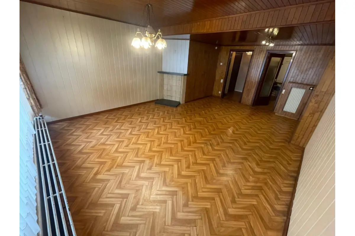 Appartement te  koop in Aalst 9300 135000.00€ 2 slaapkamers 70.00m² - Zoekertje 656323