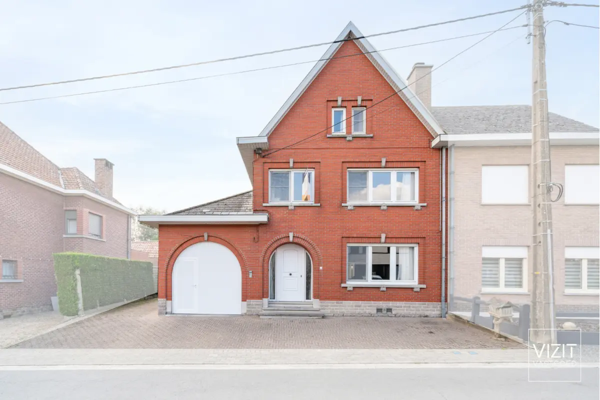 Huis te  koop in Ninove 9400 285000.00€ 4 slaapkamers 210.00m² - Zoekertje 658471