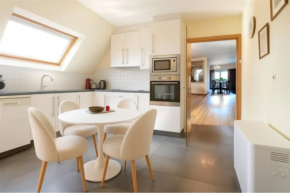 Appartement te  koop in Zottegem 9620 295000.00€ 2 slaapkamers 170.00m² - Zoekertje 658245