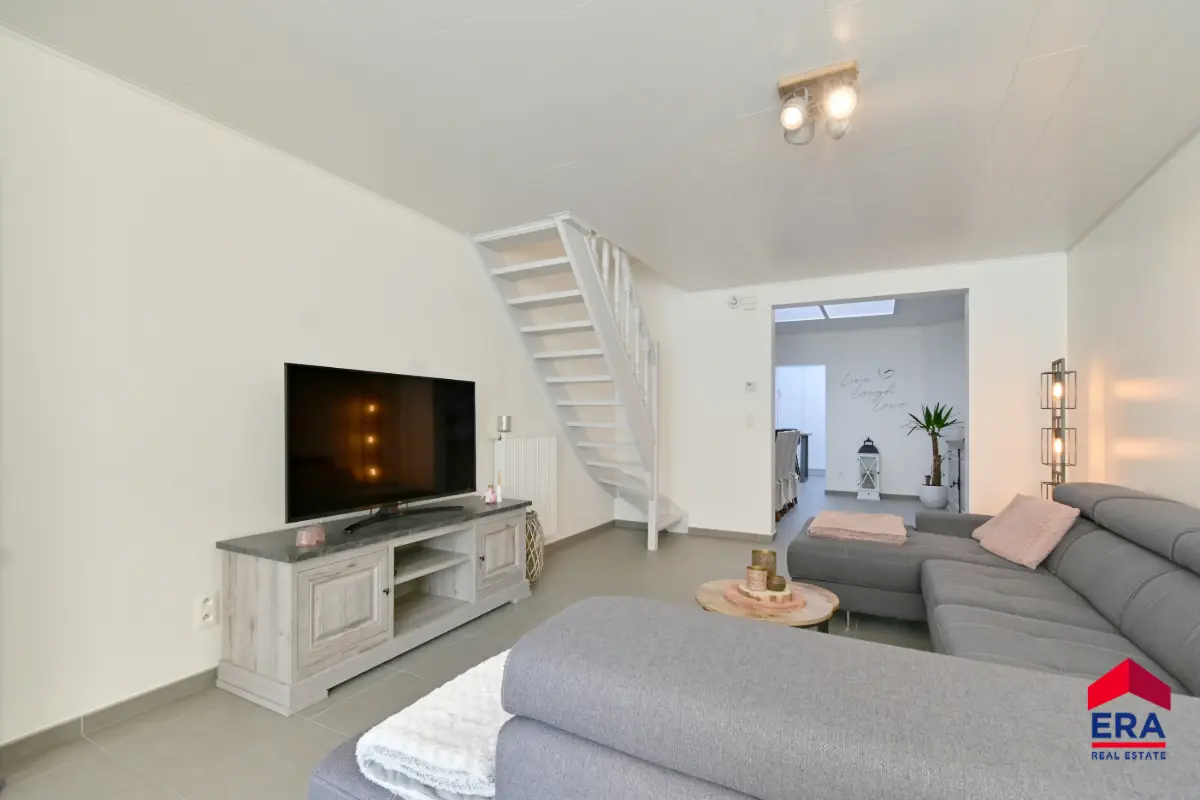 Huis te  koop in Eeklo 9900 315000.00€ 3 slaapkamers 130.00m² - Zoekertje 659615