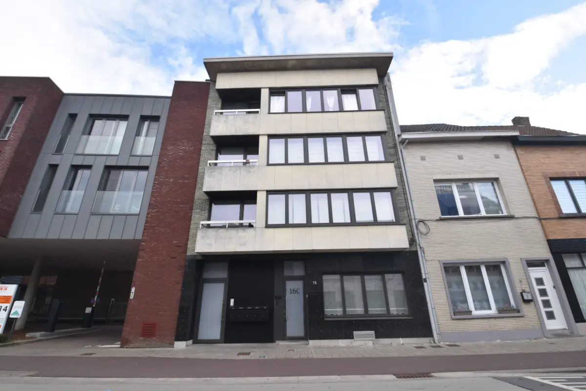 Andere te  koop in Sint-Niklaas 9100 1160000.00€  slaapkamers m² - Zoekertje 660753