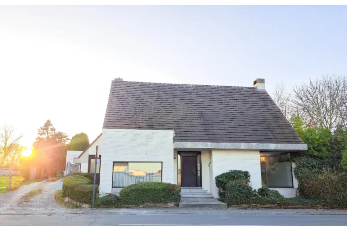 Huis te  koop in Haaltert 9450 650000.00€ 4 slaapkamers 259.00m² - Zoekertje 660141