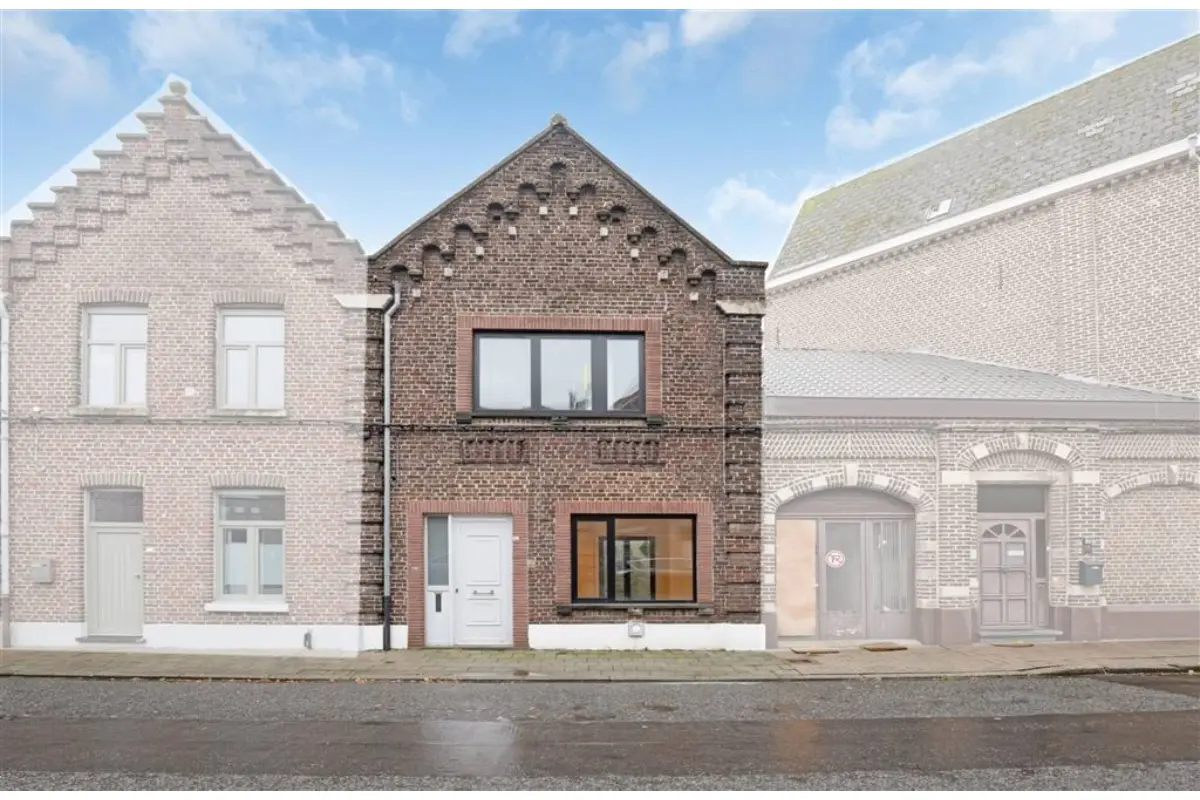 Huis te  koop in Oudenaarde 9700 294000.00€ 3 slaapkamers 104.00m² - Zoekertje 661708