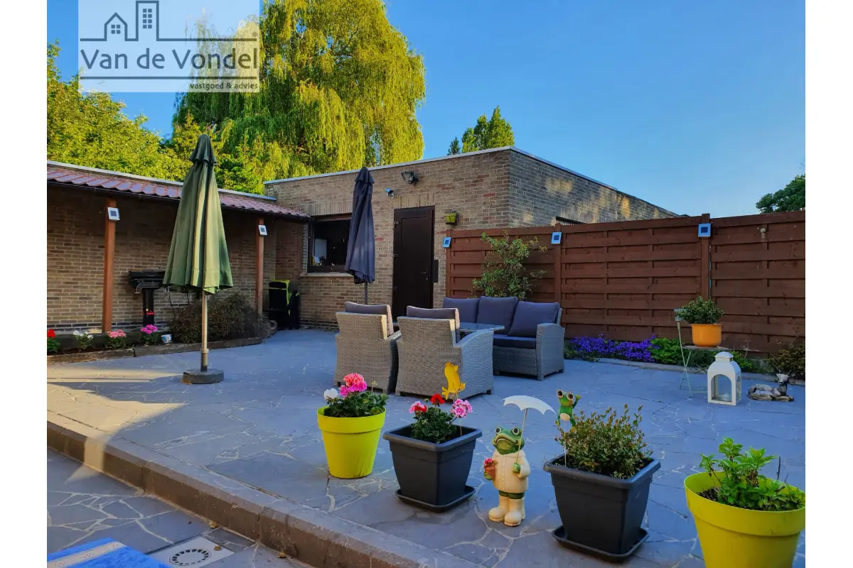 Appartement te  koop in Erembodegem 9320 319000.00€ 3 slaapkamers 193.00m² - Zoekertje 661274