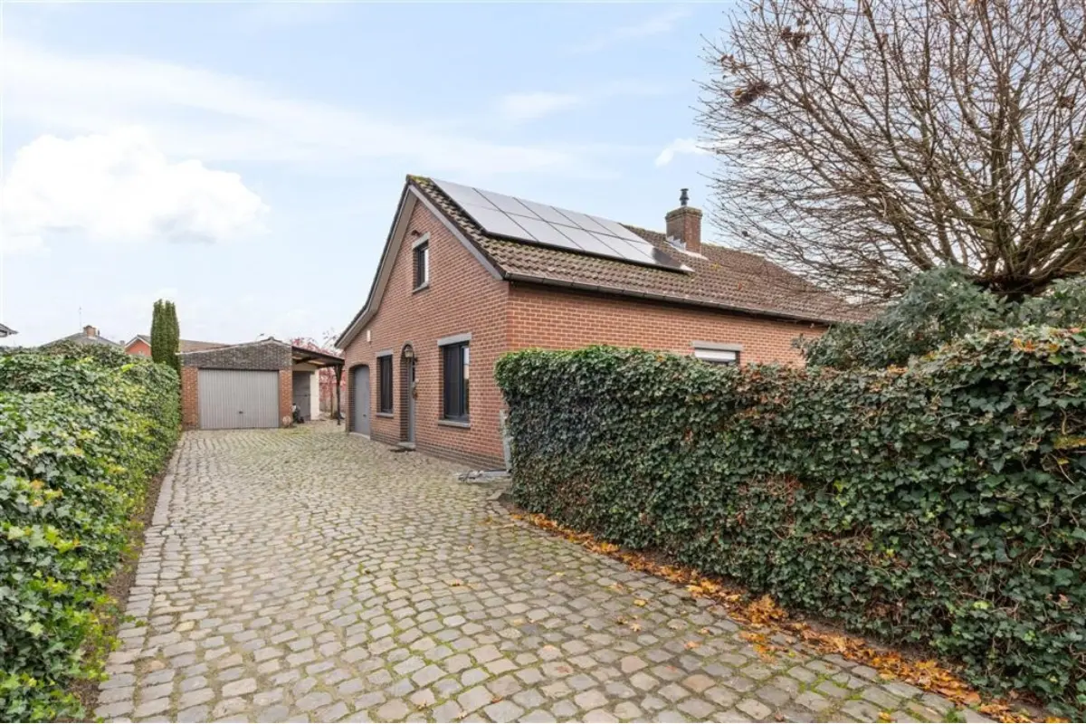 Huis te  koop in Moerbeke-Waas 9180 425000.00€ 3 slaapkamers 130.00m² - Zoekertje 661761