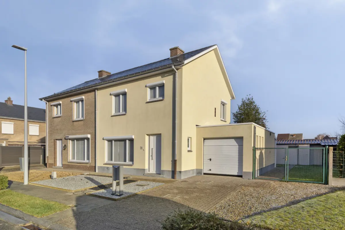 Huis te  koop in Wichelen 9260 308000.00€ 2 slaapkamers 130.00m² - Zoekertje 663801