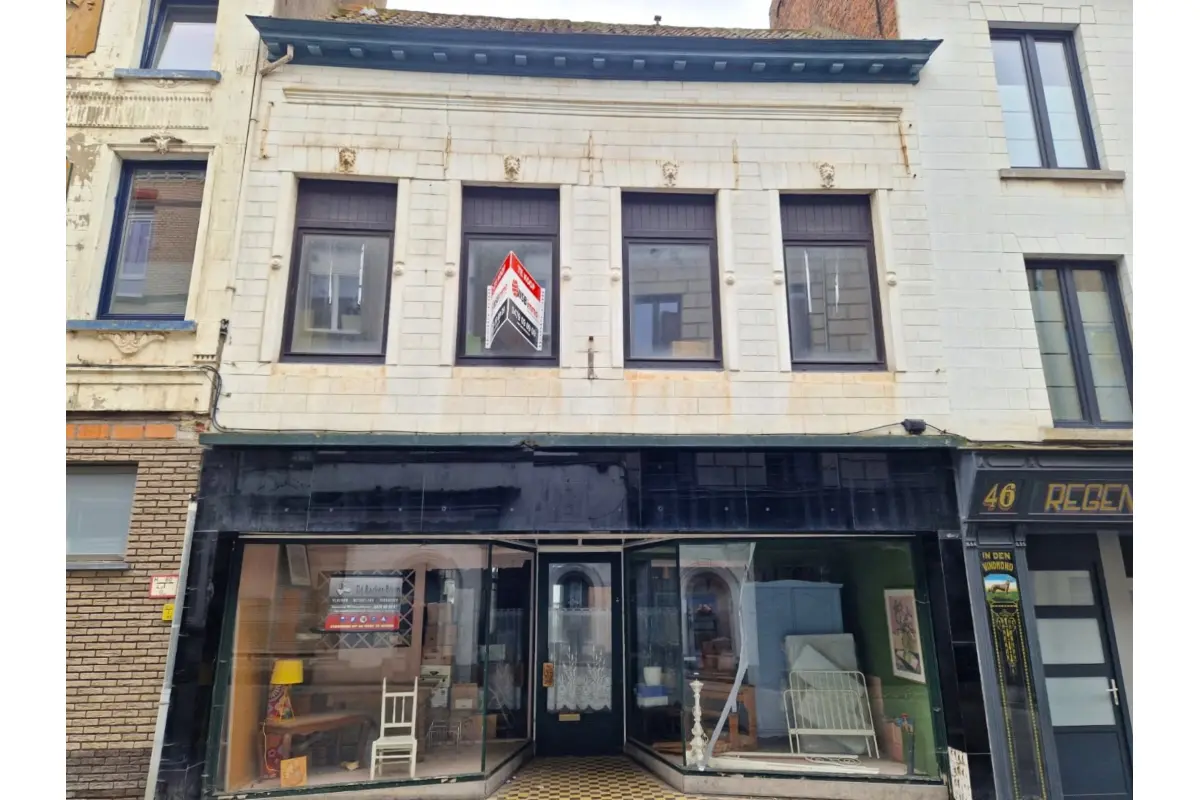 Mixgebouw te  koop in Geraardsbergen 9500 145000.00€ 3 slaapkamers 193.00m² - Zoekertje 663462