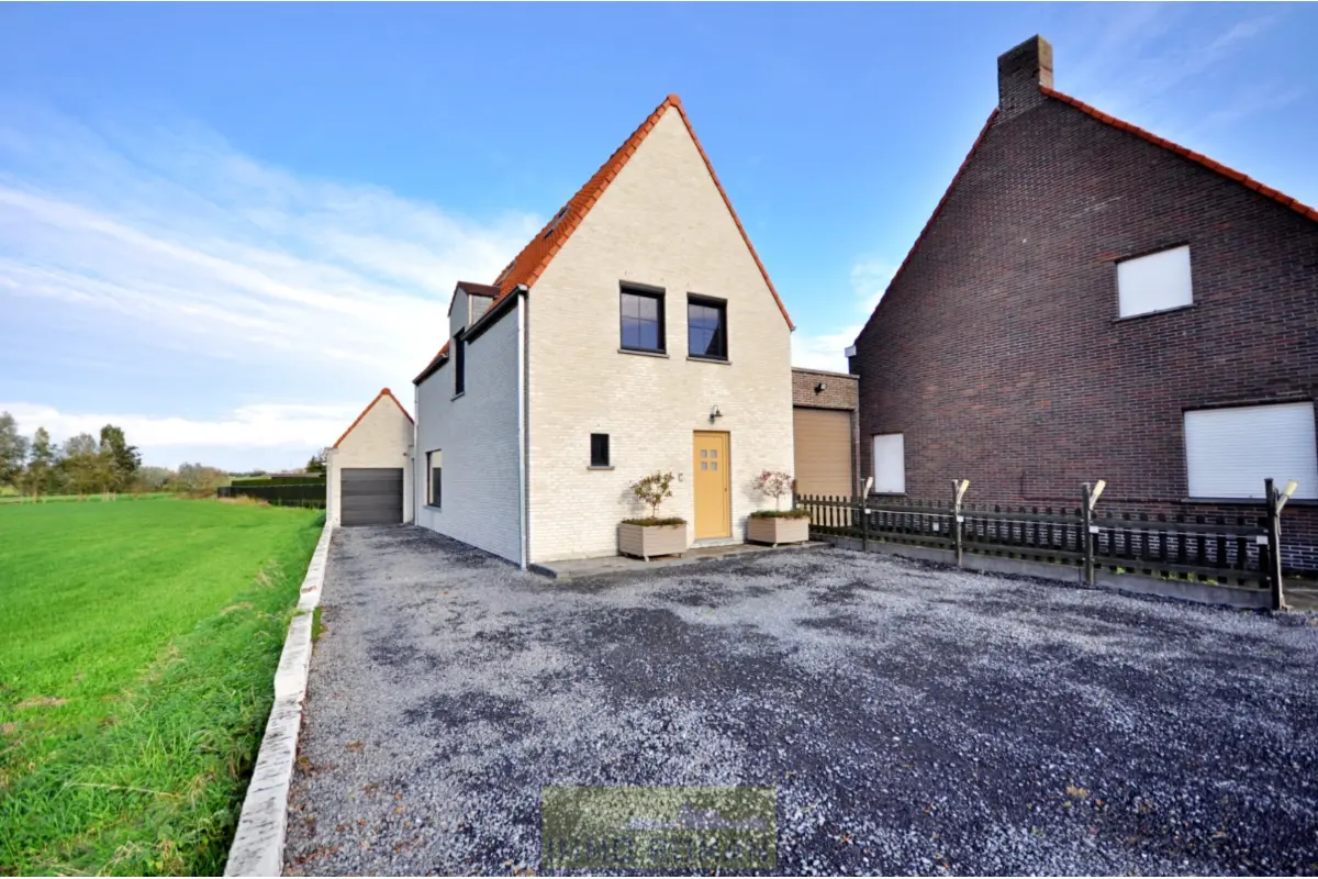 Appartementsgebouw te  in Anzegem 8570 399000.00€ 3 slaapkamers 183.00m² - Zoekertje 663561