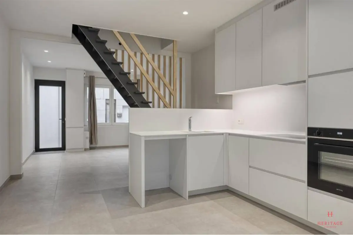 Huis te  huur in Ledeberg 9050 1225.00€ 3 slaapkamers 100.00m² - Zoekertje 663671