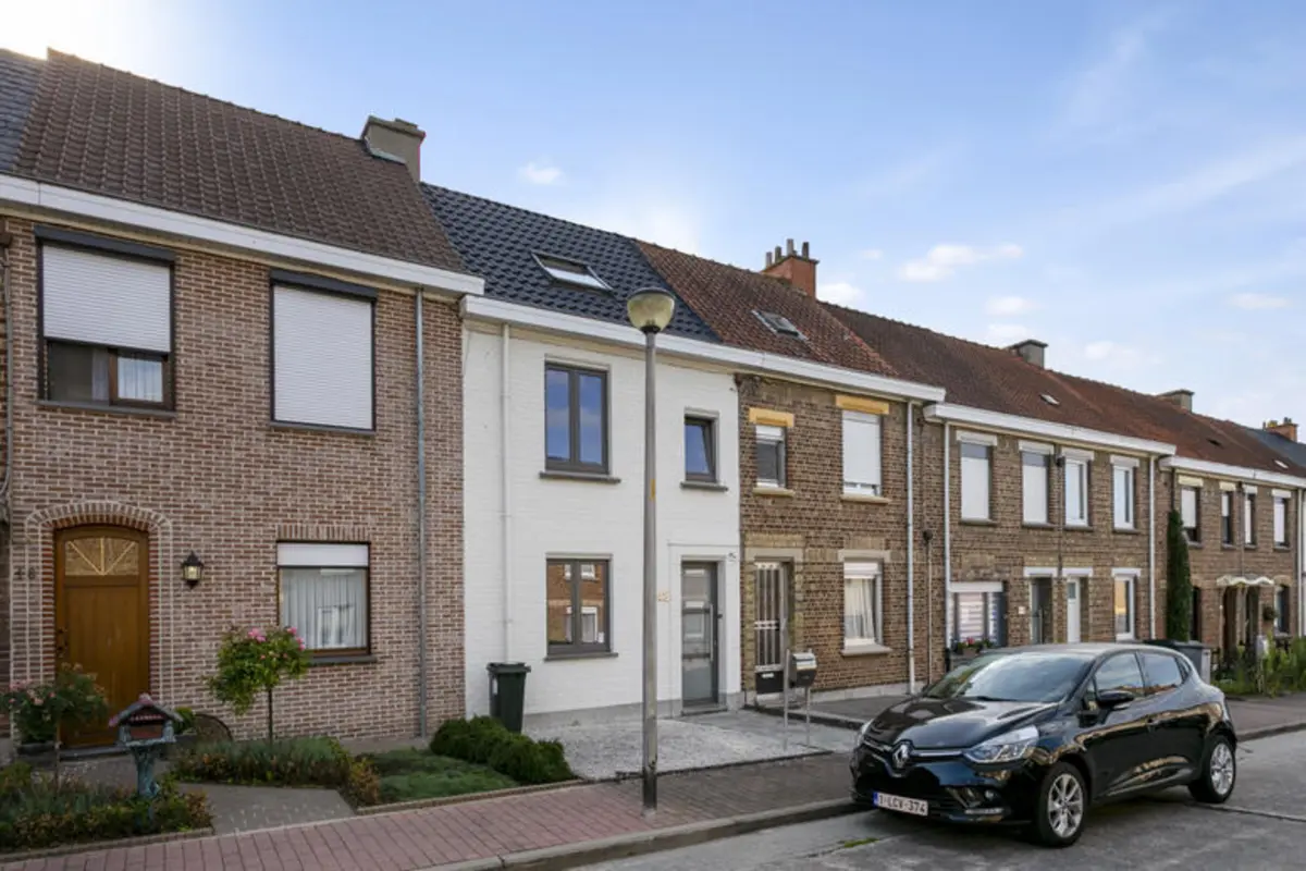 Huis te  huur in Ronse 9600 855.00€ 3 slaapkamers 118.00m² - Zoekertje 664017