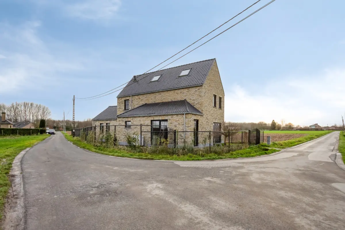 Huis te  in Merchtem 1785 545000.00€ 3 slaapkamers 205.00m² - Zoekertje 664517