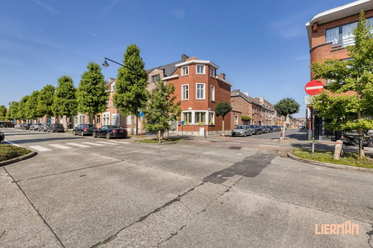 Huis te  koop in Aalst 9300 298000.00€ 3 slaapkamers 181.00m² - Zoekertje 665414