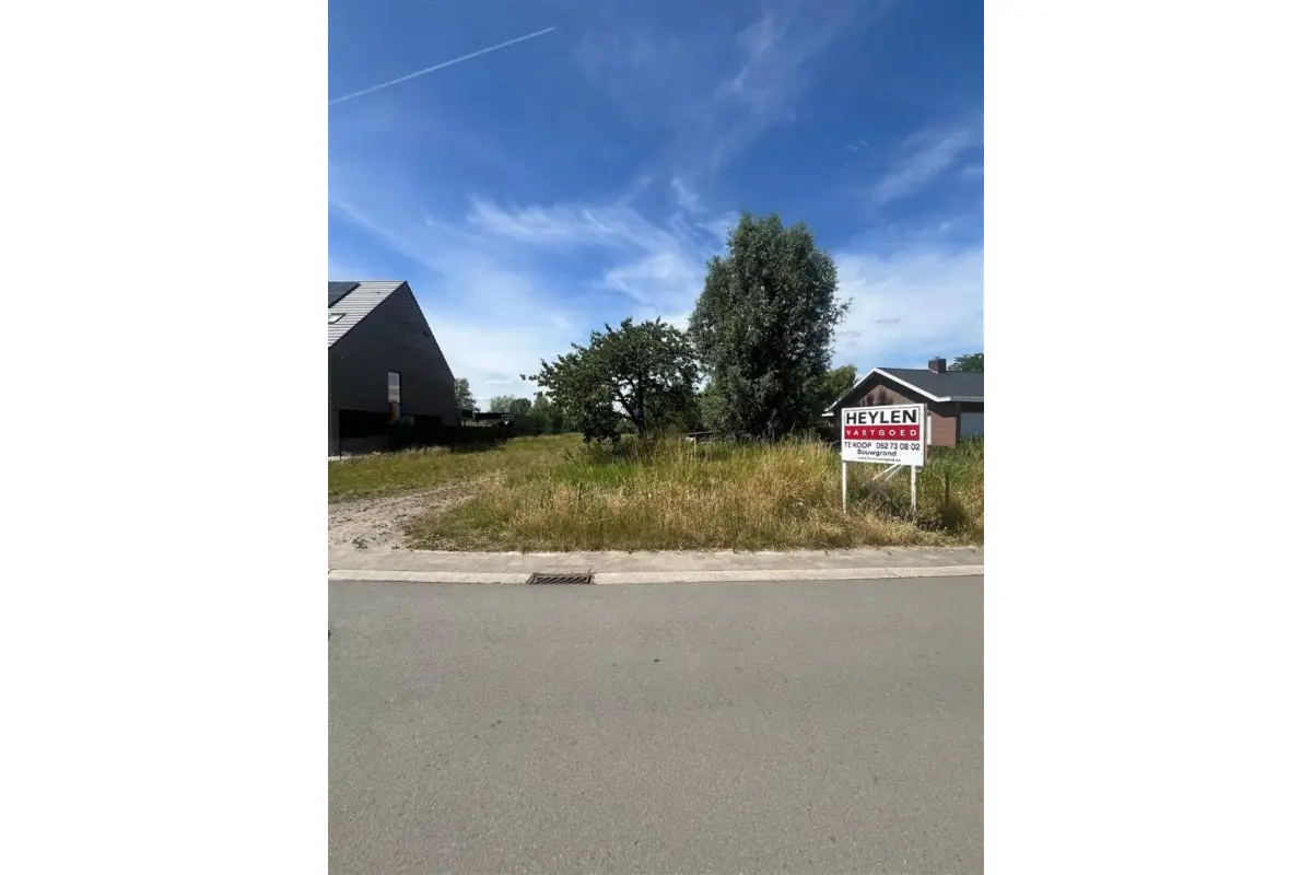 Grond te  koop in Hamme 9220 469000.00€  slaapkamers m² - Zoekertje 665707