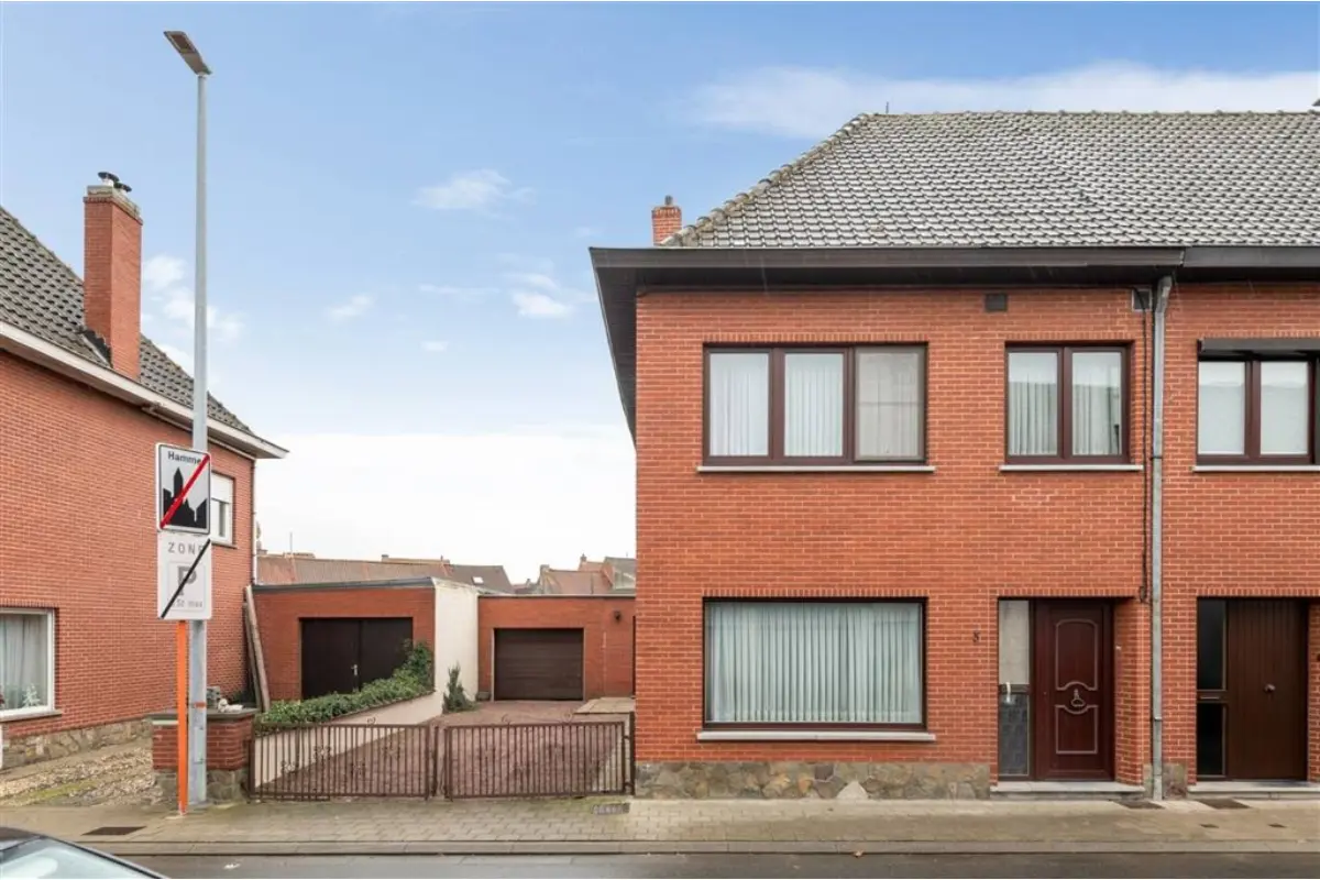 Huis te  koop in Hamme 9220 315000.00€ 3 slaapkamers 156.00m² - Zoekertje 665700