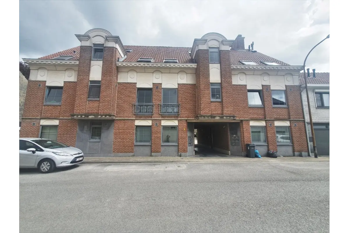 Appartement te  huur in Sint-Niklaas 9100 725.00€ 1 slaapkamers 75.00m² - Zoekertje 666438