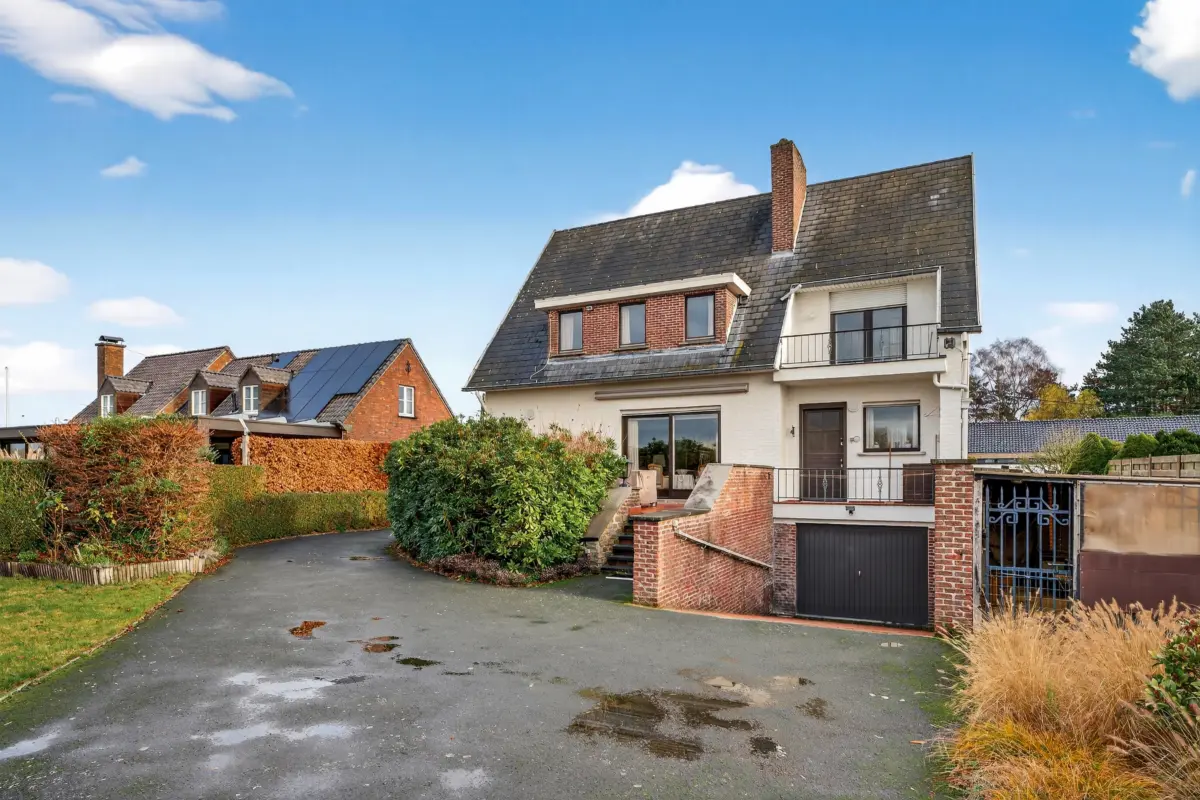 Huis te  koop in Zele 9240 484000.00€ 4 slaapkamers 234.00m² - Zoekertje 668201