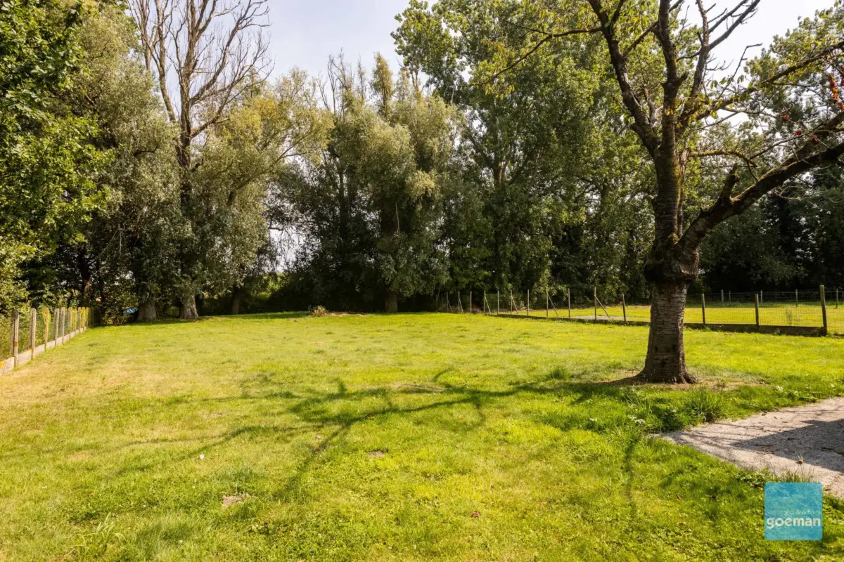 Huis te  koop in Wichelen 9260 309000.00€ 3 slaapkamers 234.00m² - Zoekertje 668090