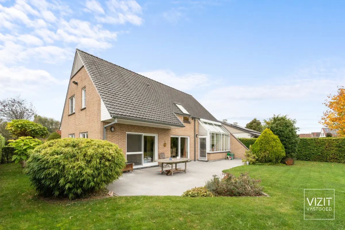 Huis te  koop in Outer 9406 519000.00€ 3 slaapkamers 220.00m² - Zoekertje 668767