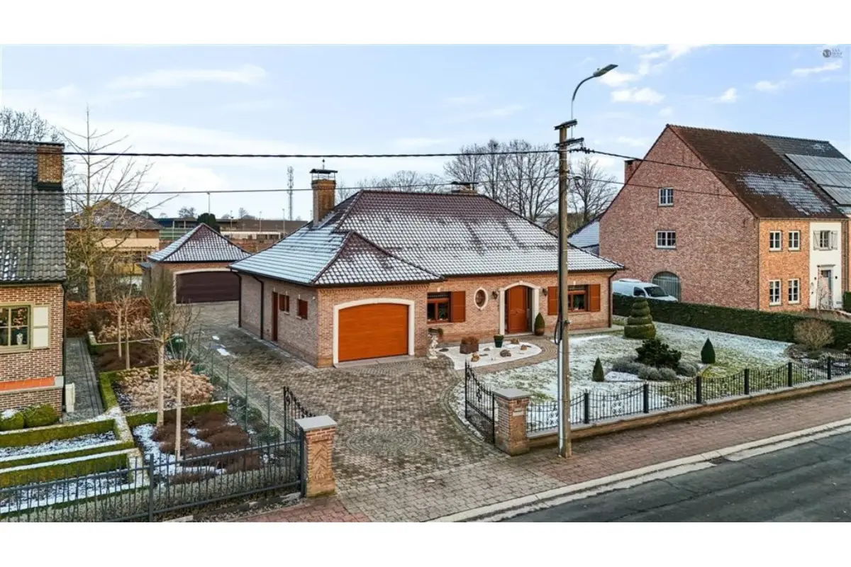 Huis te  koop in Moerbeke-Waas 9180 625000.00€ 2 slaapkamers 190.00m² - Zoekertje 668675