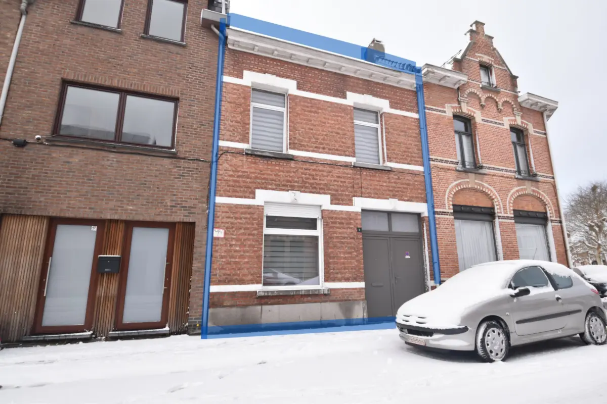 Huis te  koop in Sint-Niklaas 9100 312000.00€  slaapkamers m² - Zoekertje 668870