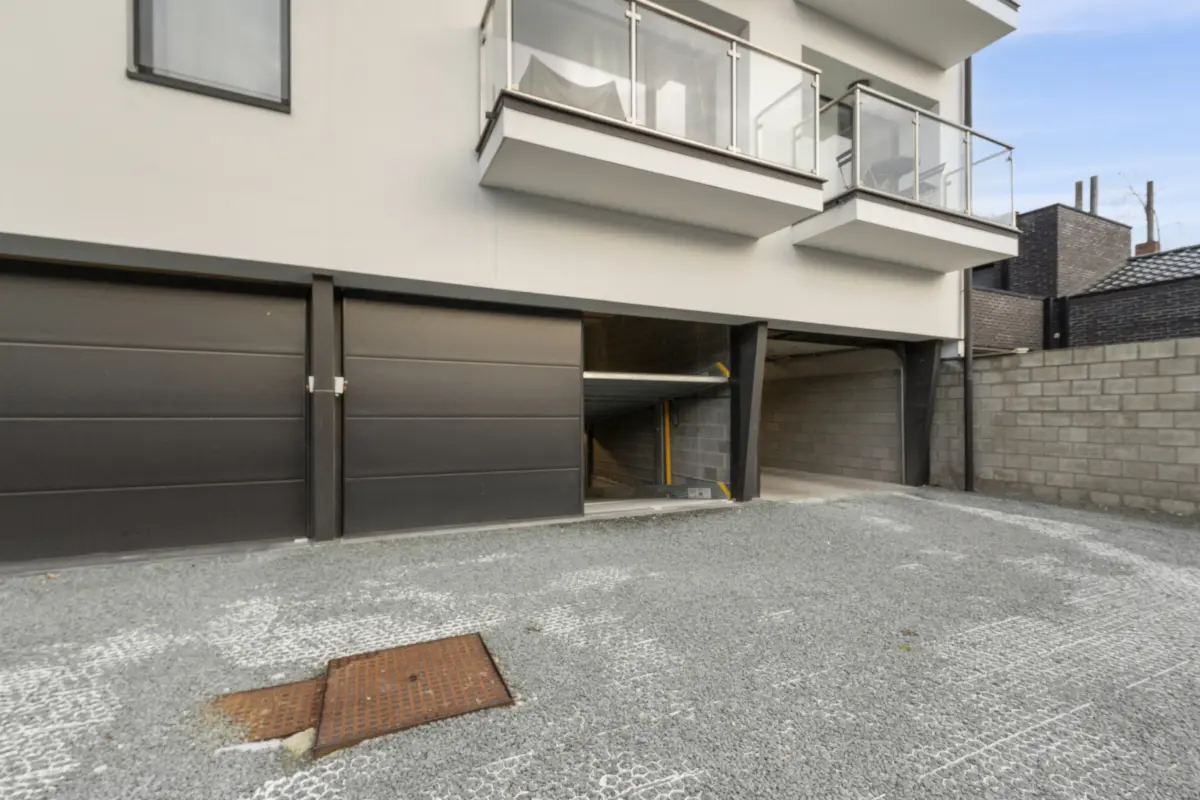 Box te  koop in Dendermonde 9200 20000.00€  slaapkamers m² - Zoekertje 670476