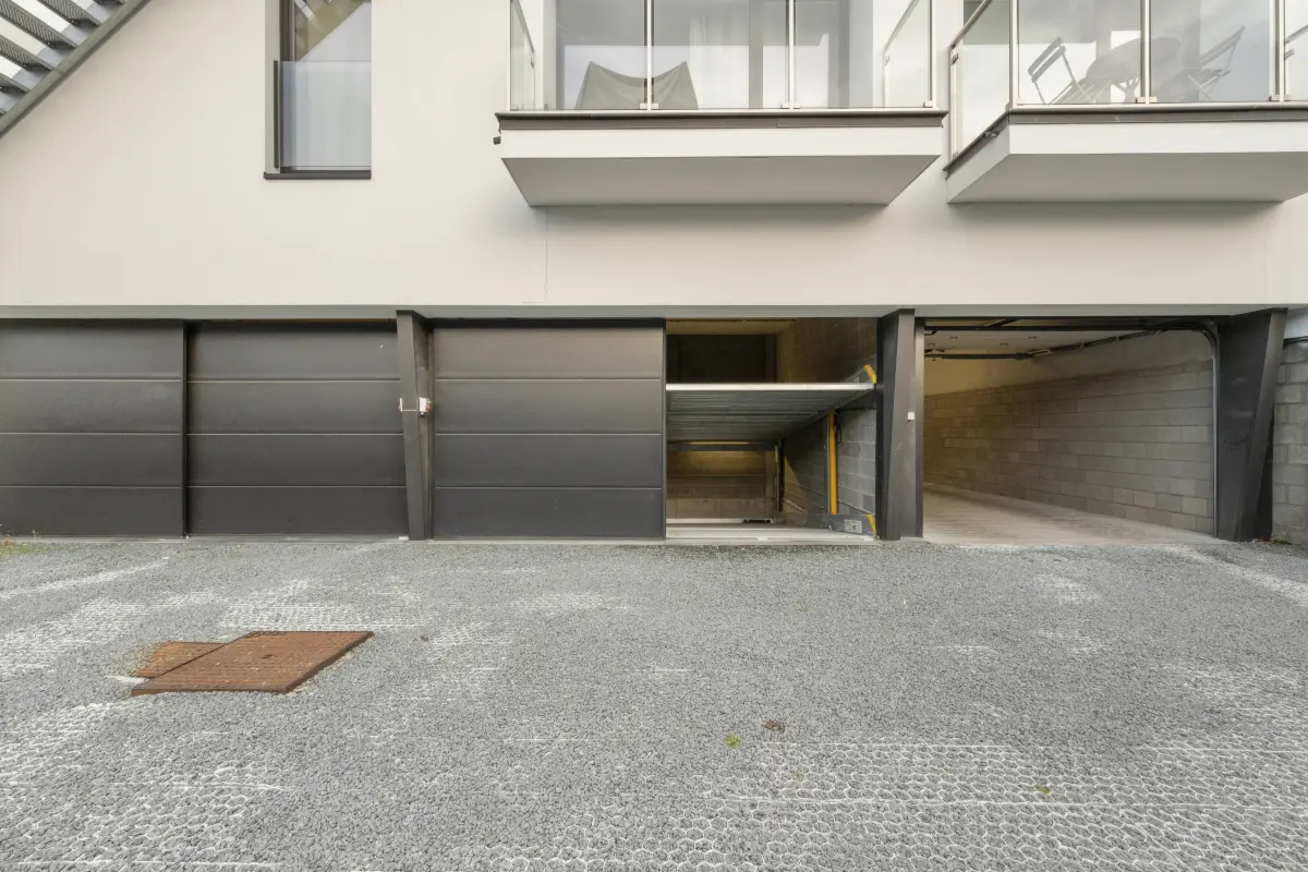 Box te  koop in Dendermonde 9200 15000.00€  slaapkamers m² - Zoekertje 670457