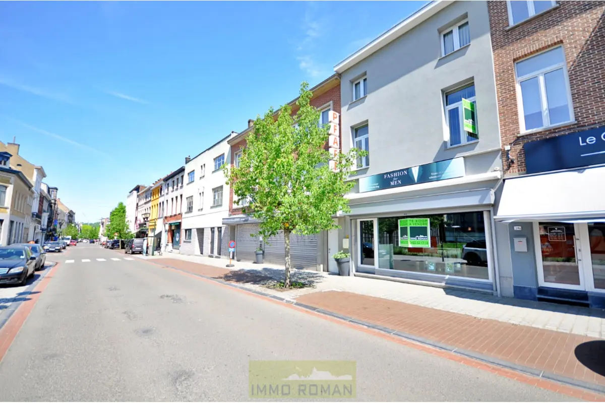 Appartementsgebouw te  koop in Ronse 9600 245000.00€ 3 slaapkamers 242.00m² - Zoekertje 670203